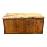 Coffre en bois