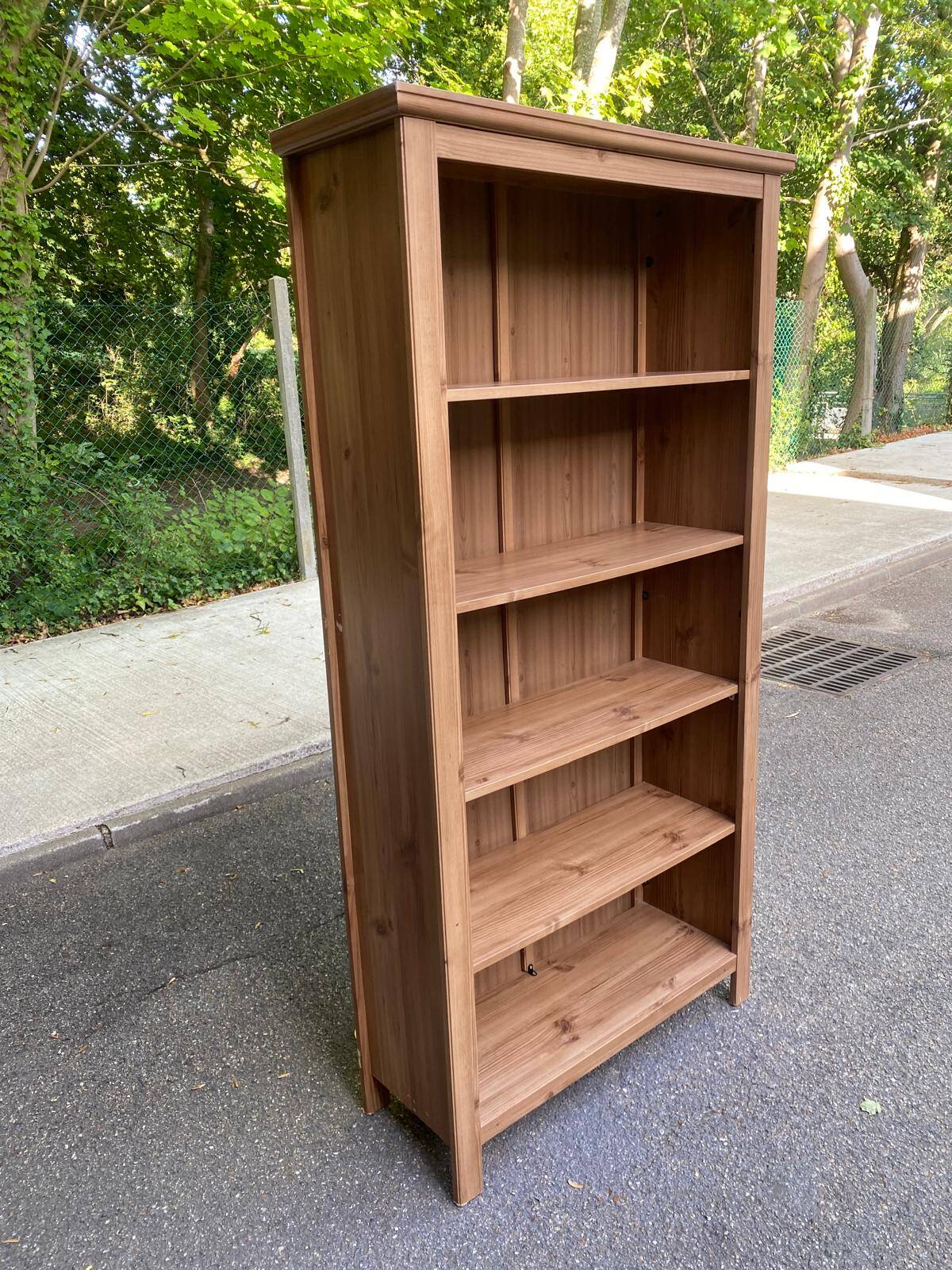 Scandinavian wooden library from the late 90s.