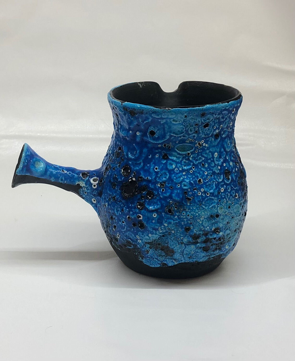 Vallauris seafoam vase