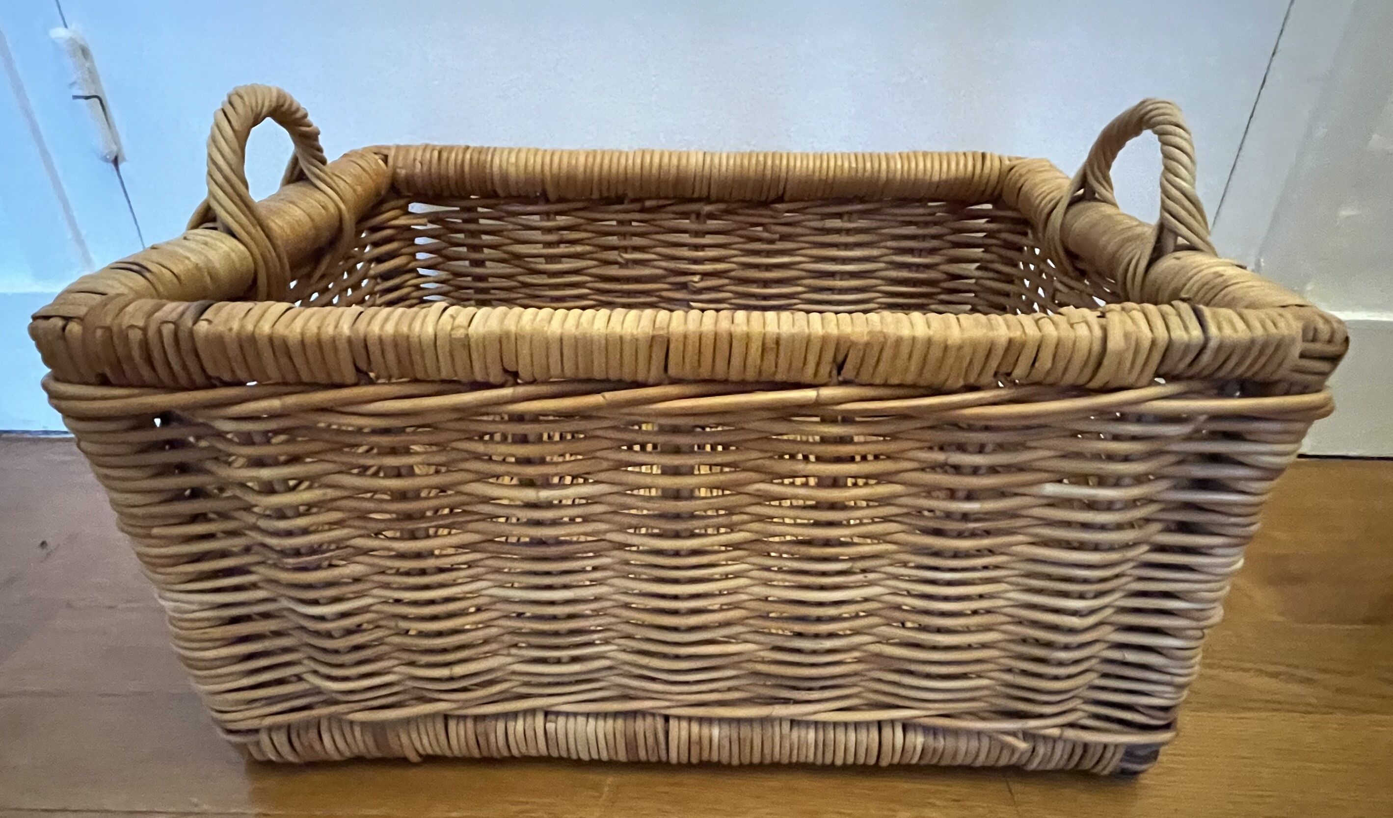 Wicker basket