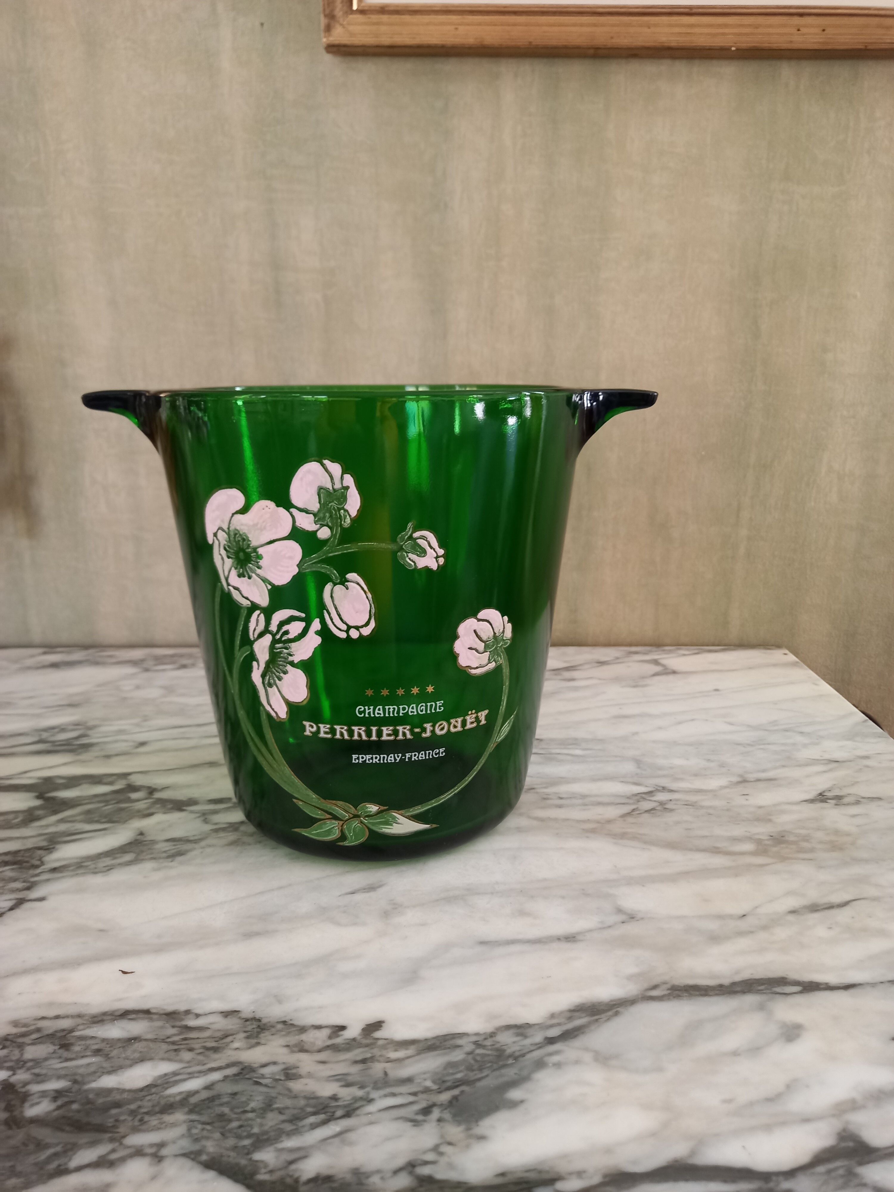 Seau à champagne " perrier  jouet "