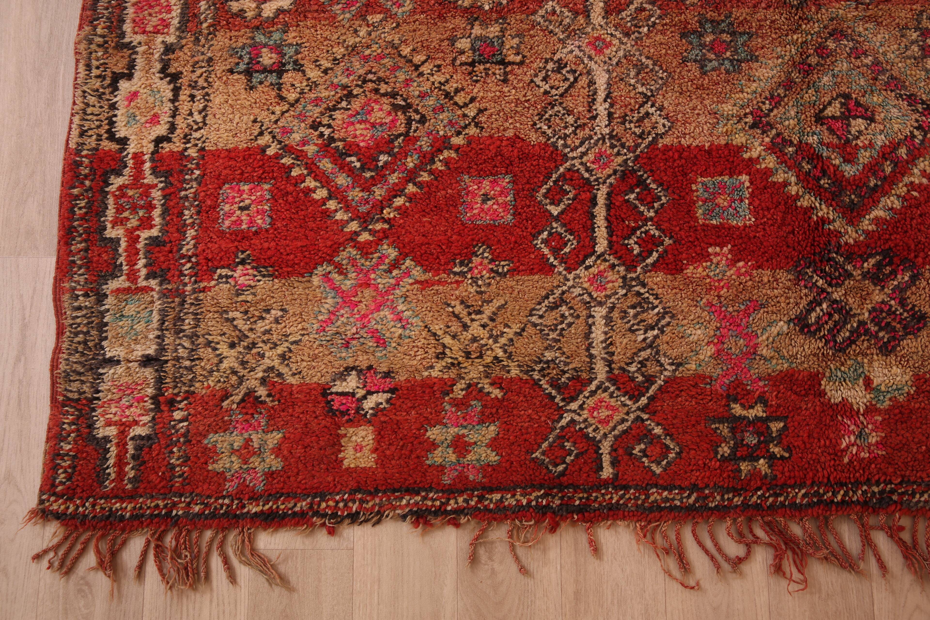 Vintage Moroccan Wool Rug 196 x 350 cm, Berber Handmade Bohemian Rug Unique