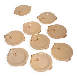 Lot 8 assiettes - faience