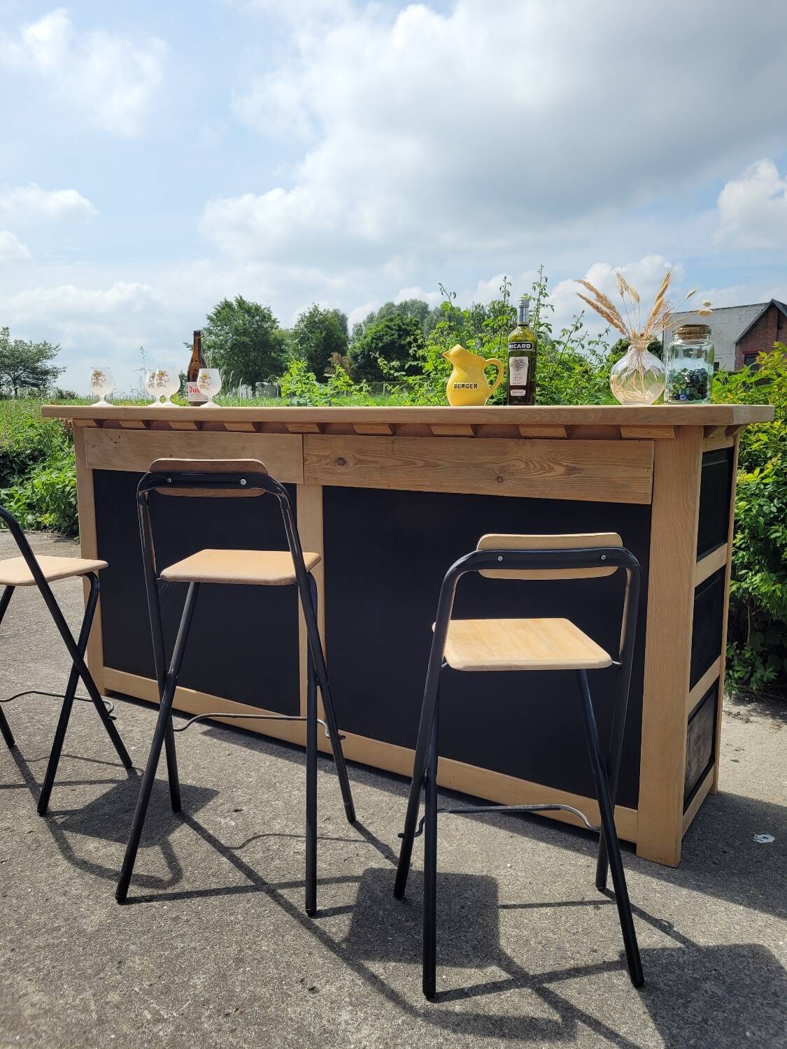 Refurbished counter/bar