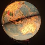 Luminous globe year 80