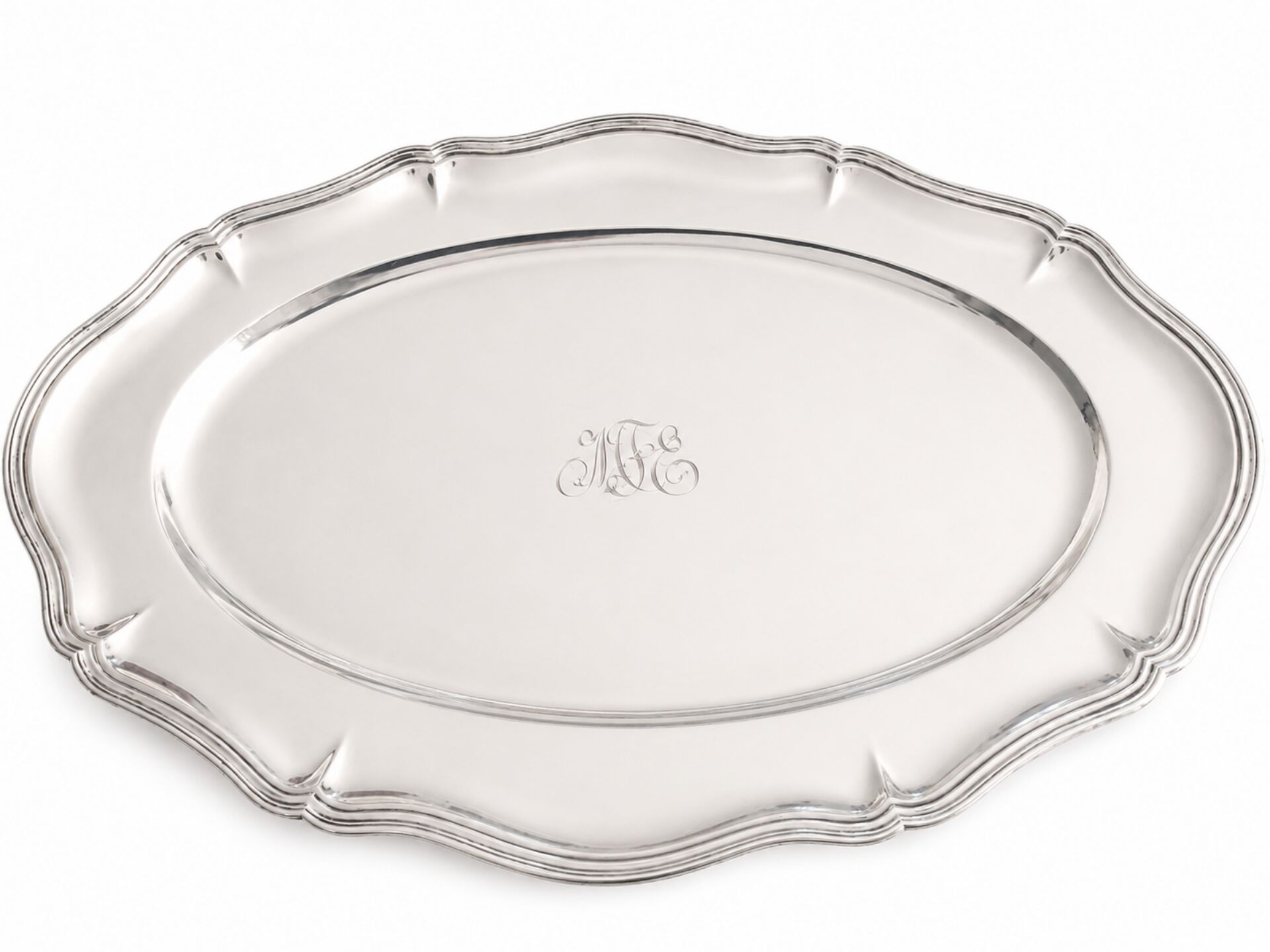 Large oval silver platter 800/1000 – 1.8 kg – Early 20th century