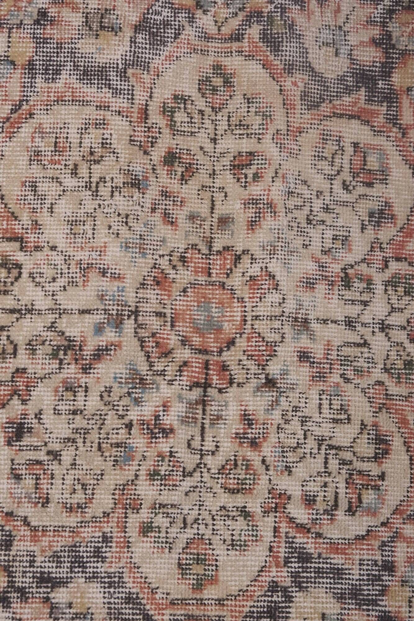 Vintage Turkish rug handmade 193x309 cm