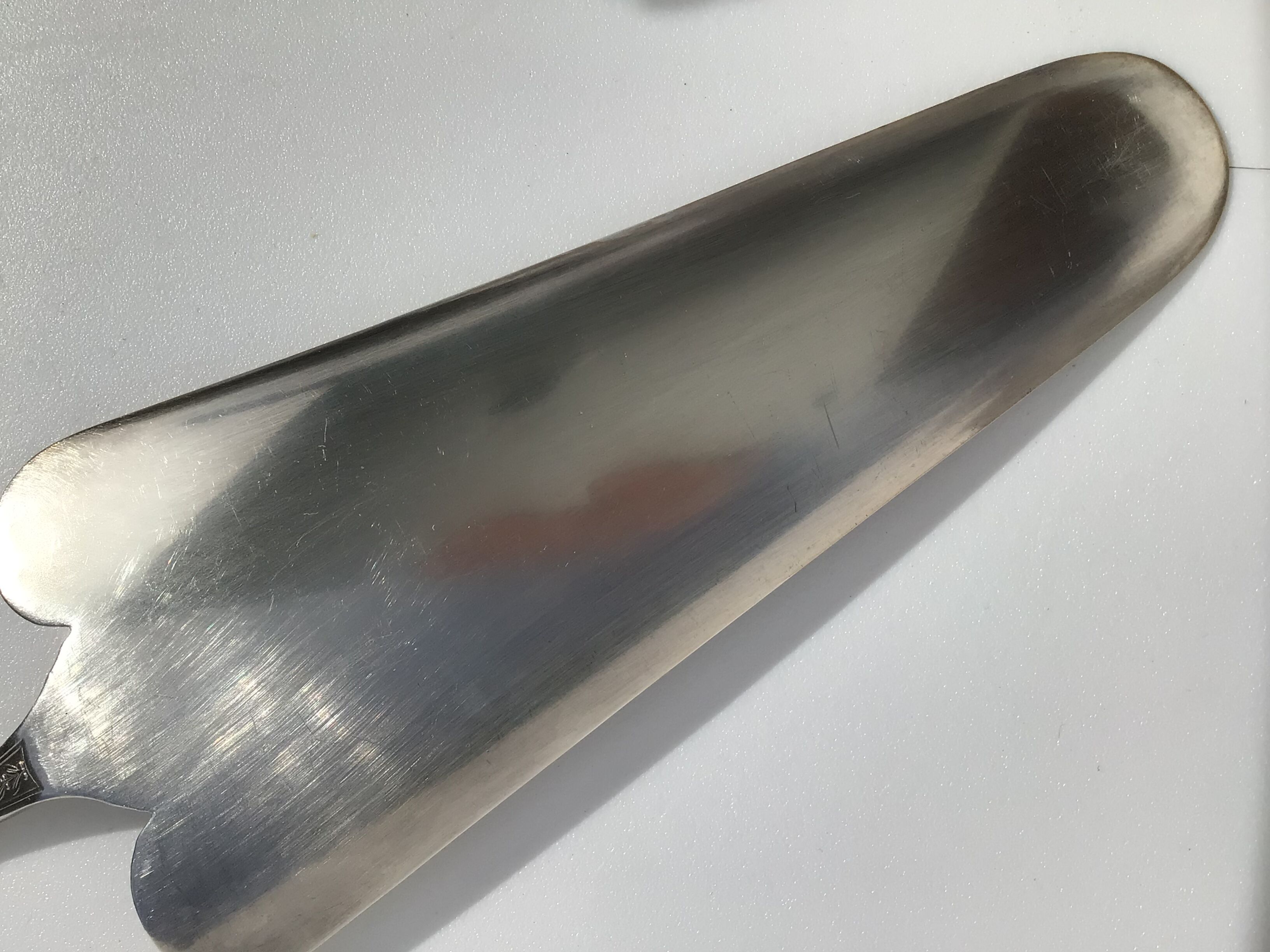 Cake shovel or pie Ercuis metal silver punches