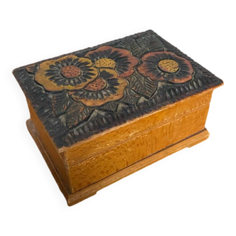 Antique Carved Wooden Jewelry Box Vintage Flower Decor