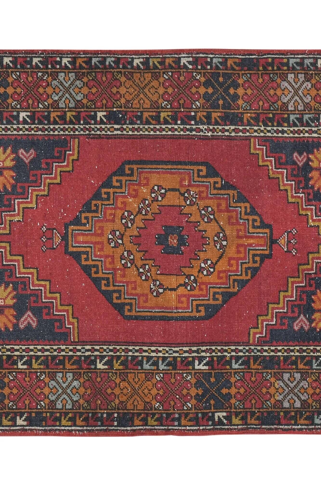 Vintage Turkish handmade rug 109x165 cm