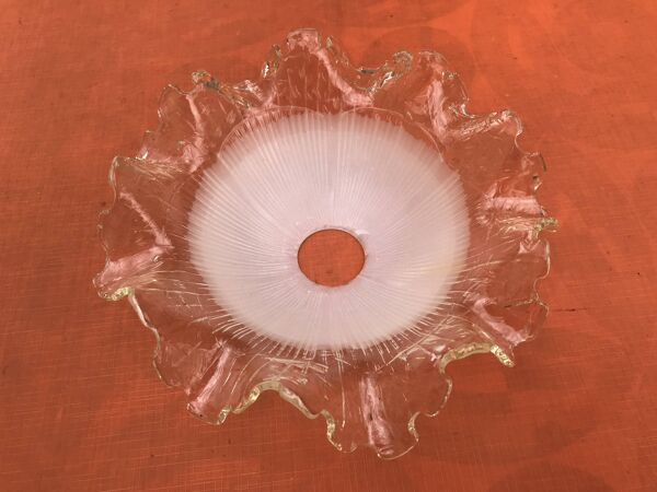 Années 1930 Abat-jour à volants verre transparent et blanc de lait
