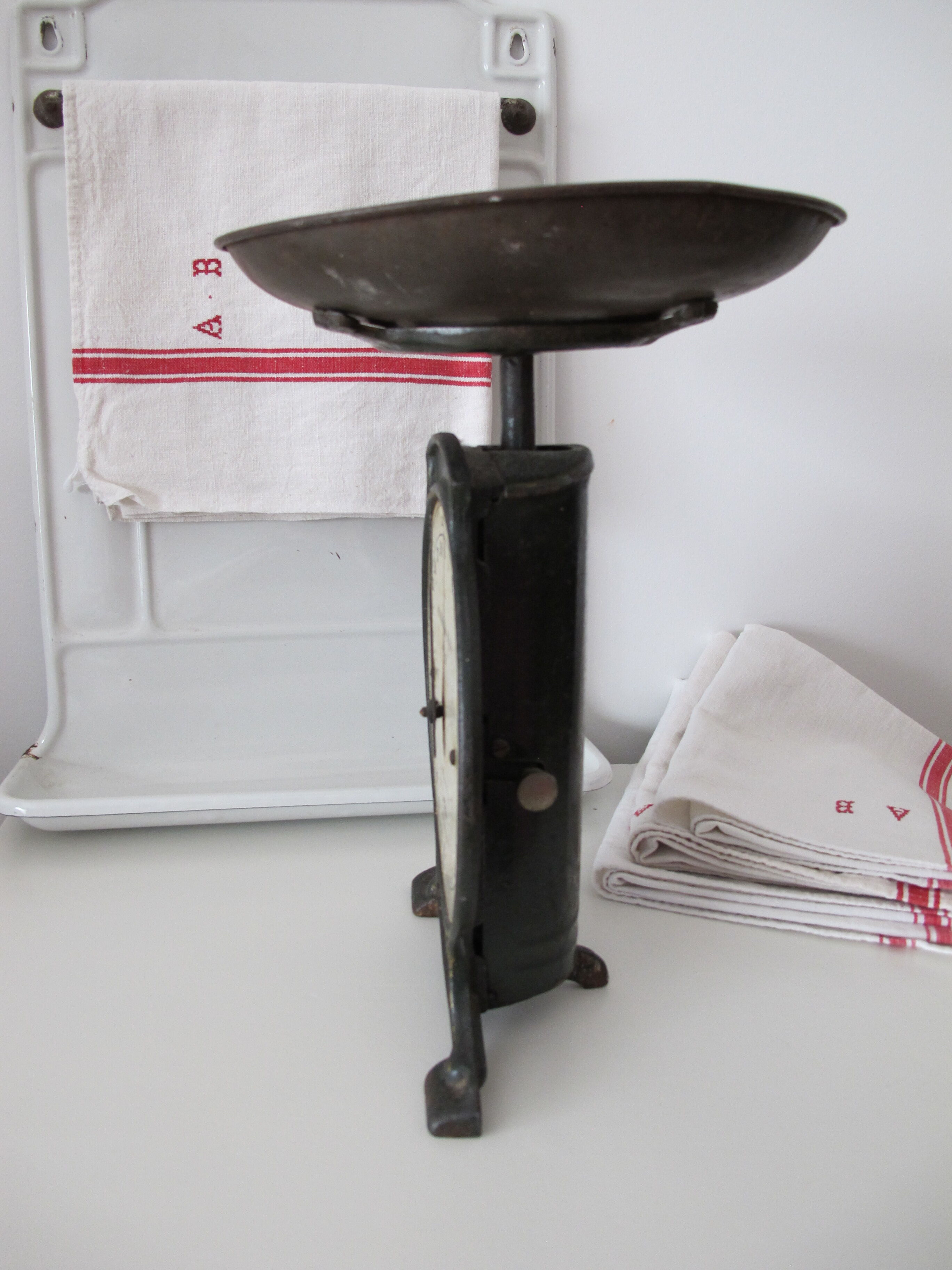 Ancient libra in english iron 1920s