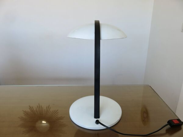 Lampe ''serpent'' éditeur Veneta Lumi, Italy, 1980, ufo, space age, soucoupe