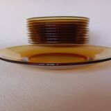 12 assiettes plates Vereco ambre