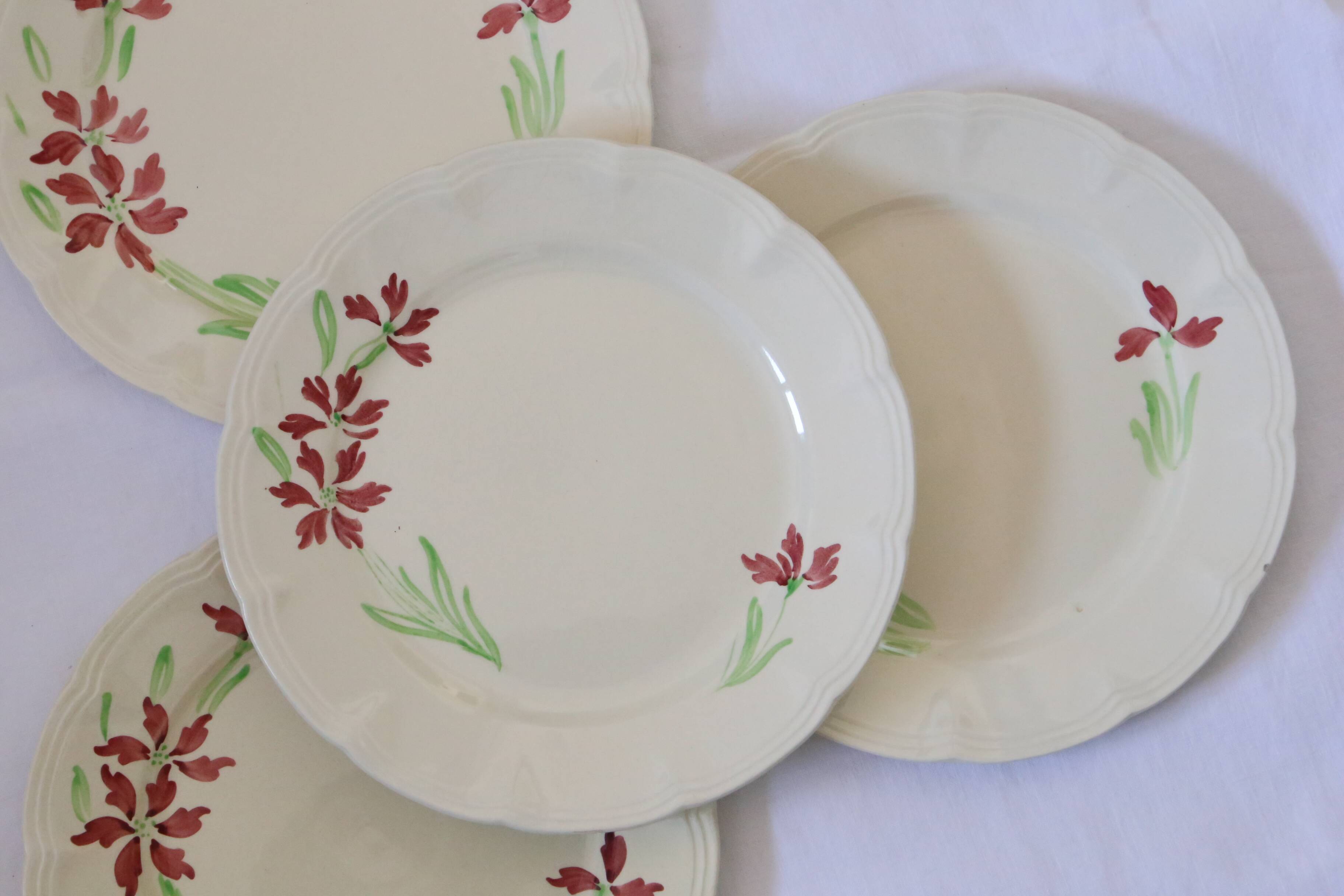 4 assiettes vintage Royal Art Pottery