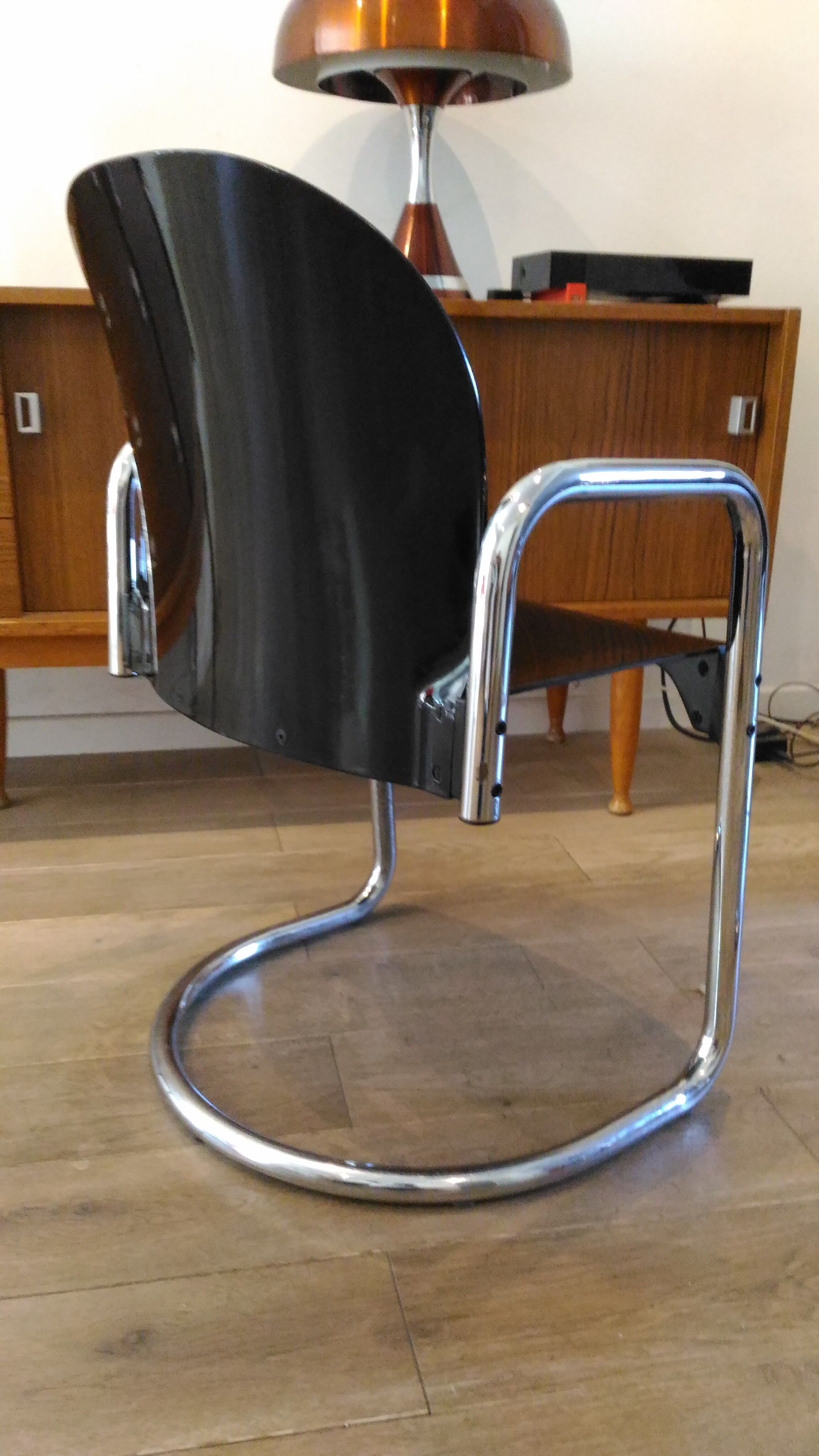 Pair of chairs "Dialogo" by Afra and Tobia Scarpa for BB ITALIA 1970