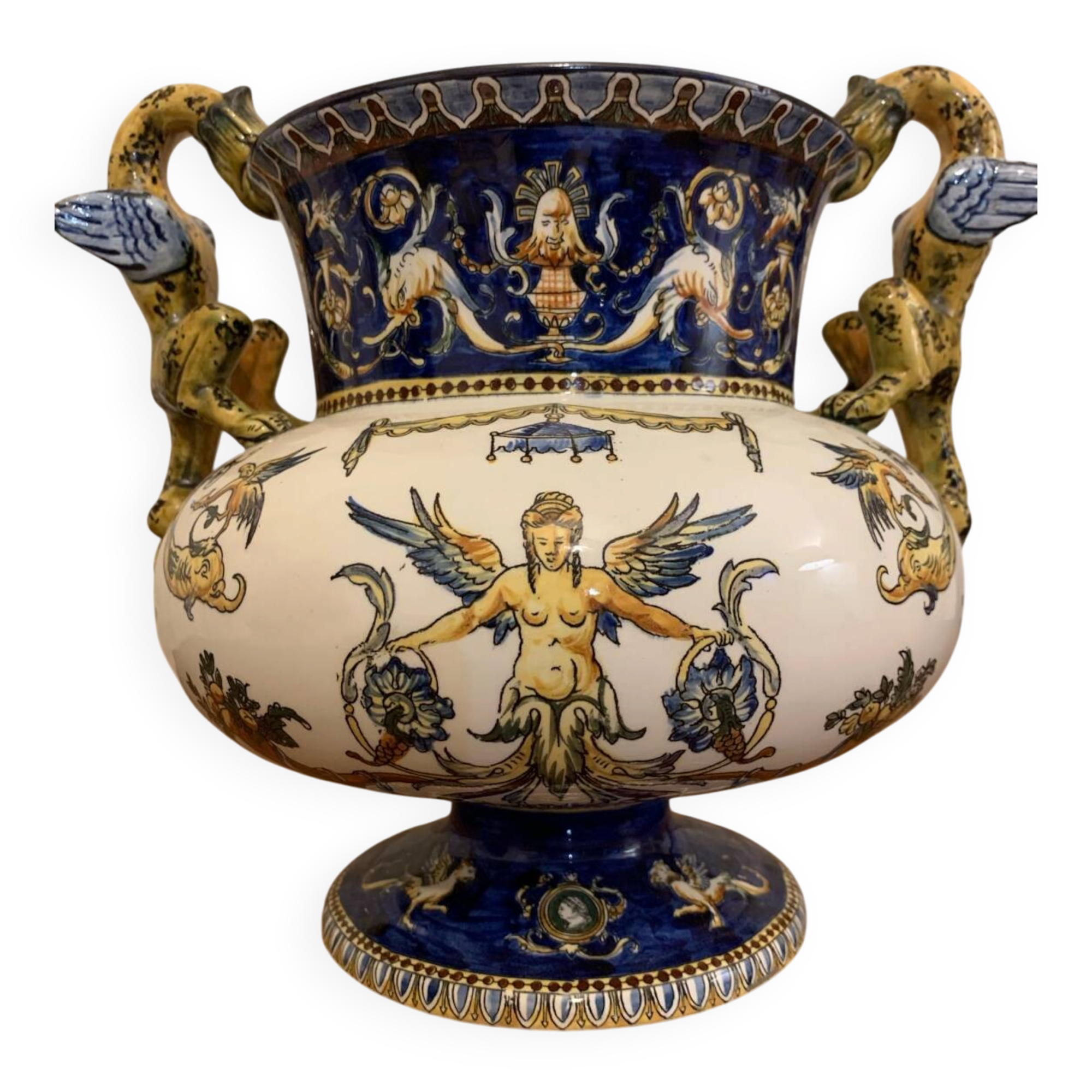 Médicis vase with chimeras in Gien earthenware, 19th century.