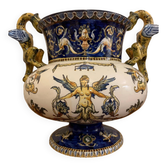 Médicis vase with chimeras in Gien earthenware, 19th century.