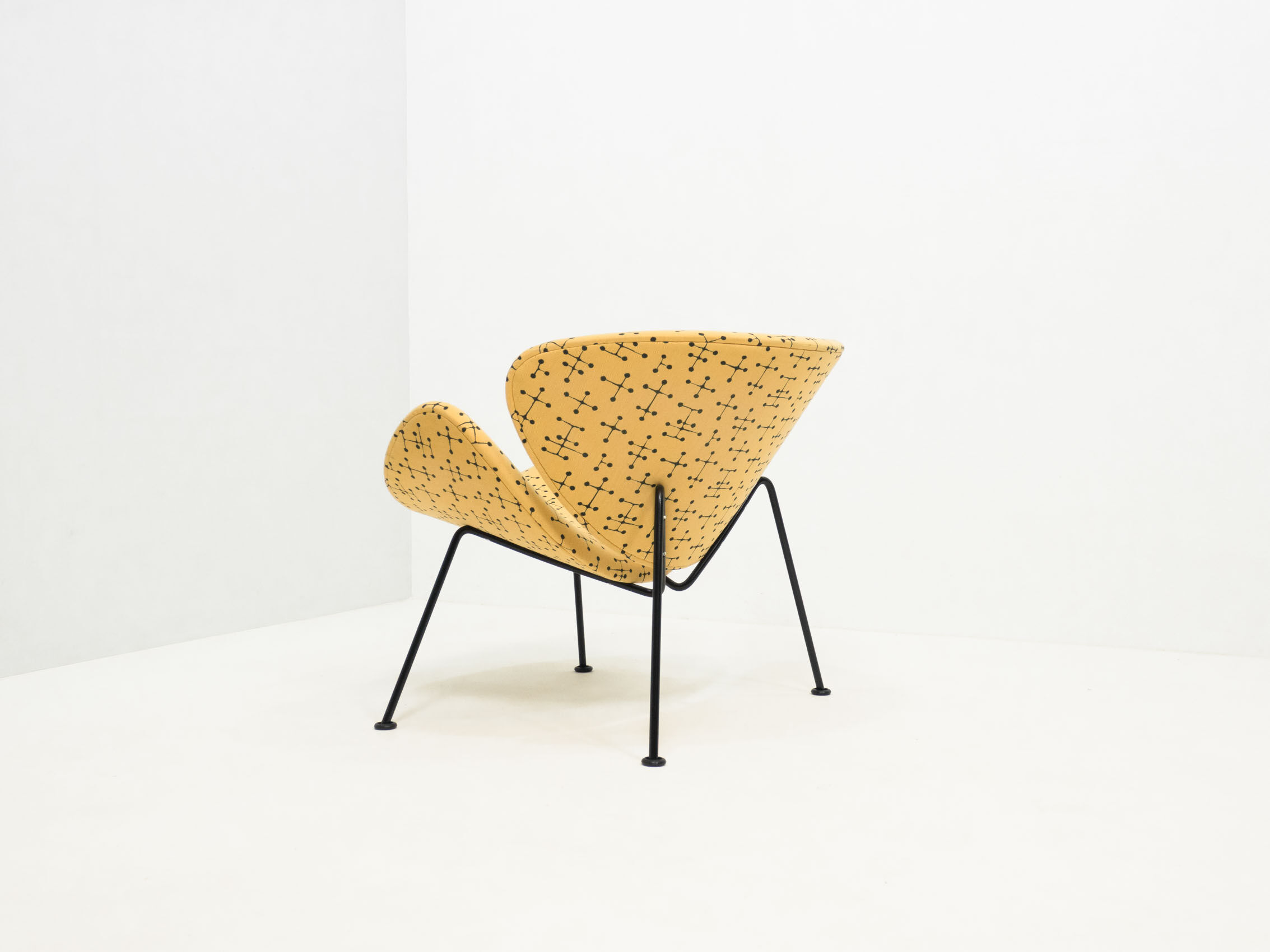 Fauteuil 'Small Dot Pattern' Orange Slice par Pierre Paulin édition Artifort
