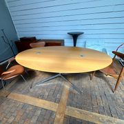 Florence Knoll Oval Desk Table for Knoll International circa 1980