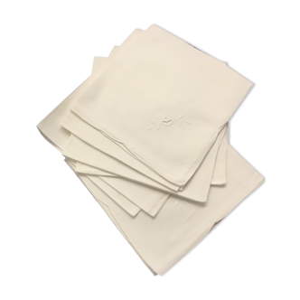 Nappe ancienne  brodée et 6 serviettes