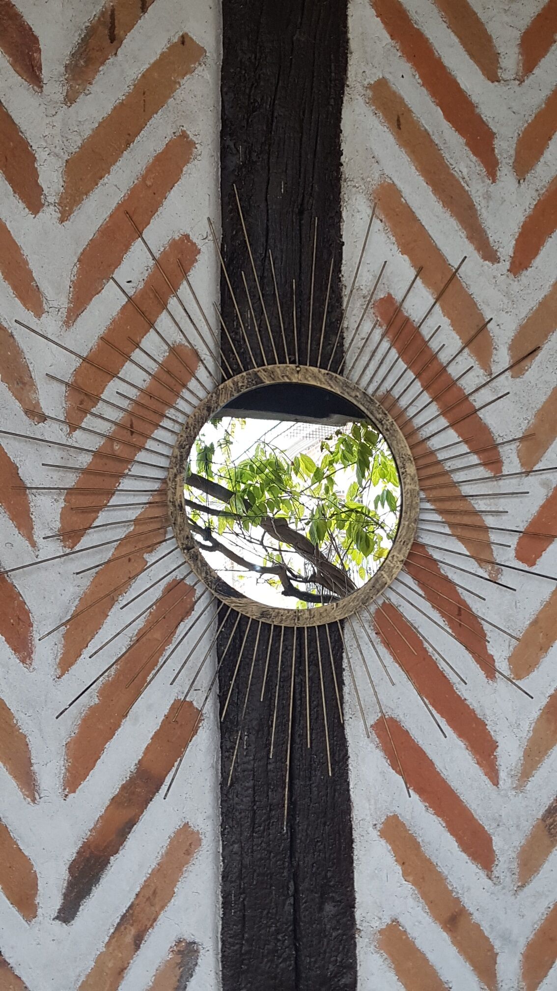 Mirror sun golden metal 60cm