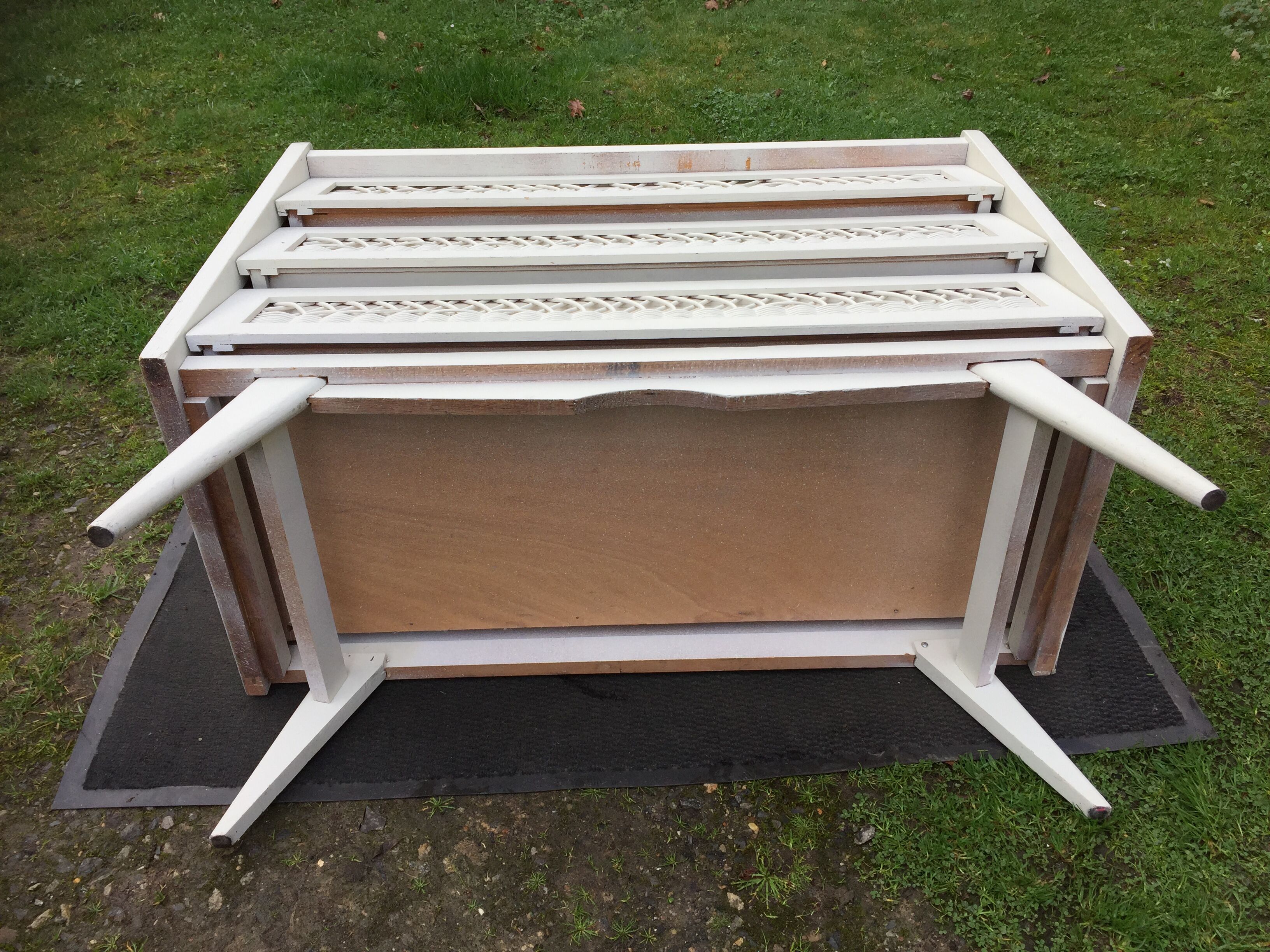 Vintage lacquered chest of drawers grey white