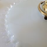 Duo of serrated opaline suspensions