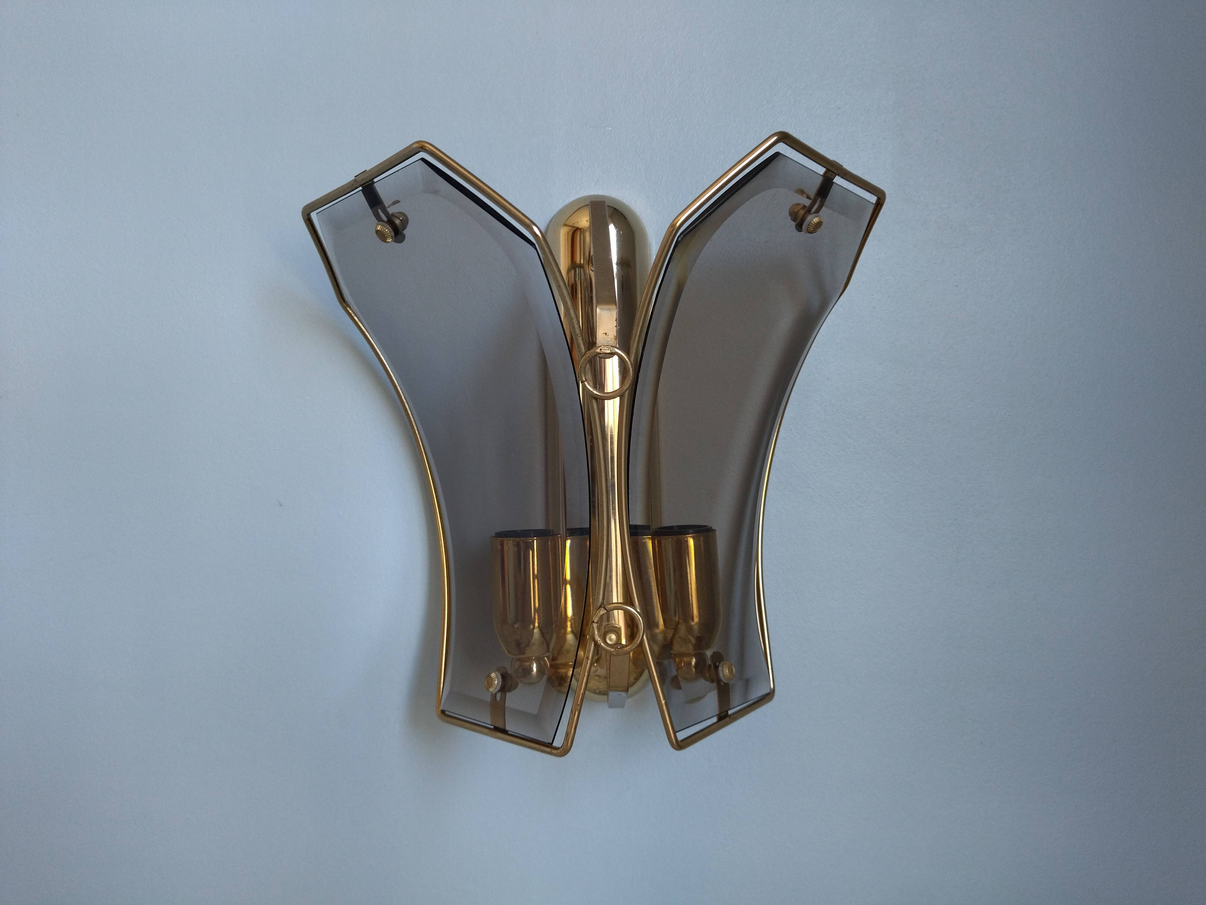 Wall lamp two fires in brass and curved glass from the 80s