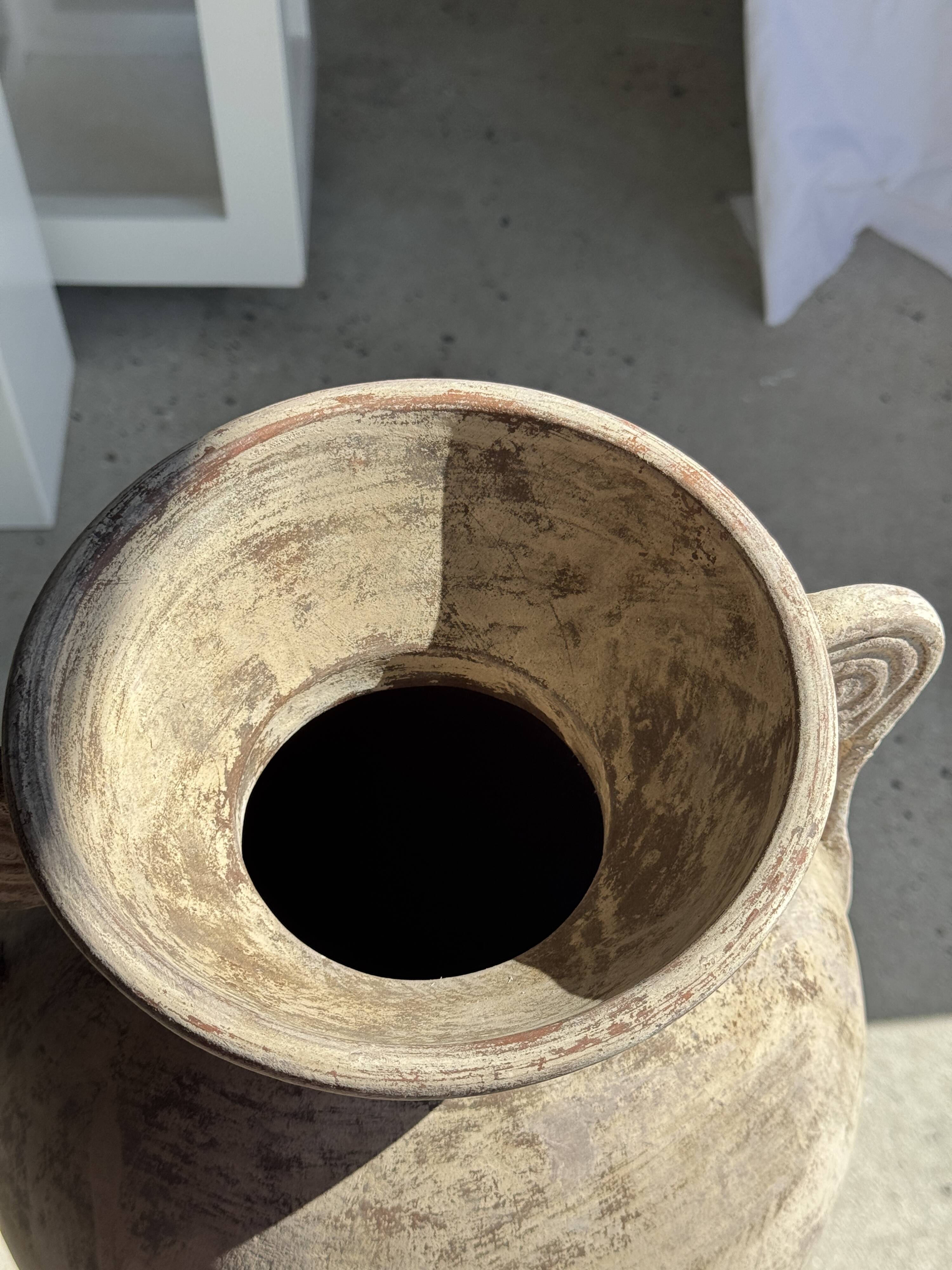 Large cream vase with double spiral handles in antique style, made of terracotta, H42 D3.