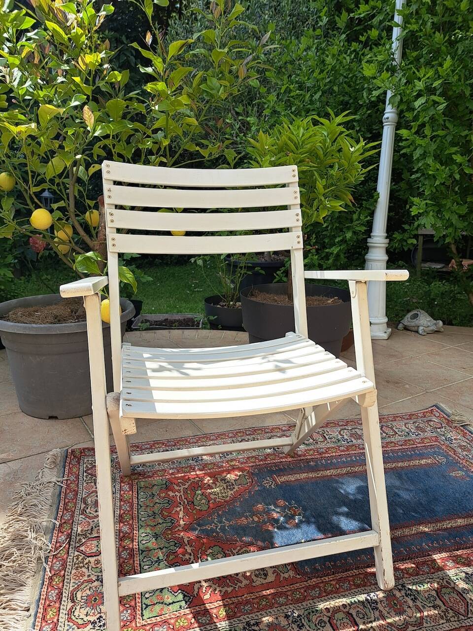 Vintage white wooden garden furniture