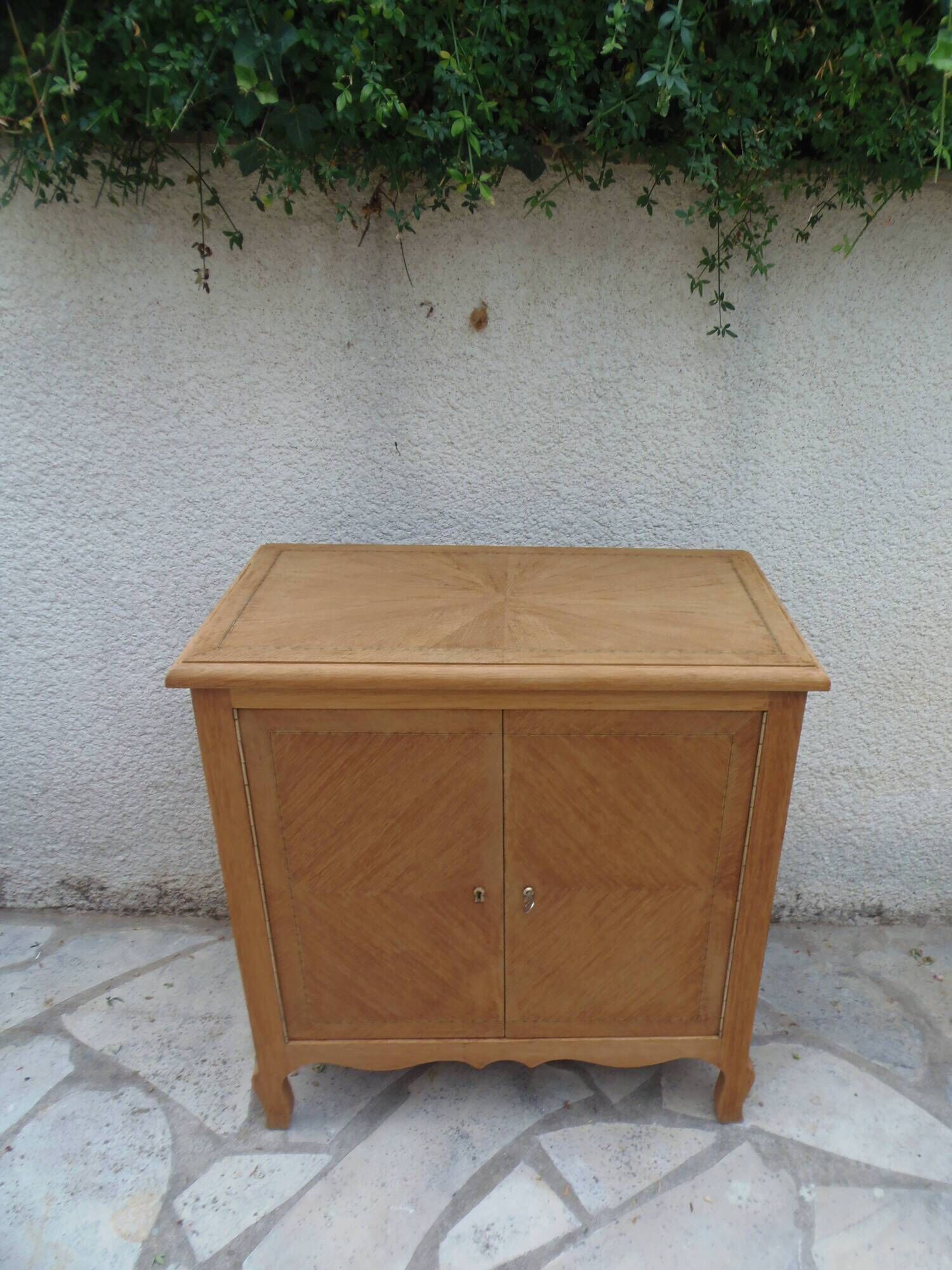 Small vintage marquetry wooden cabinet – 2 doors – Classic style