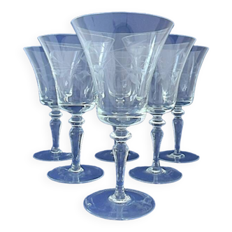 Set of six water glasses in engraved colorless crystal