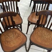 Suite de 4 chaises de bistrot vintage années 1960