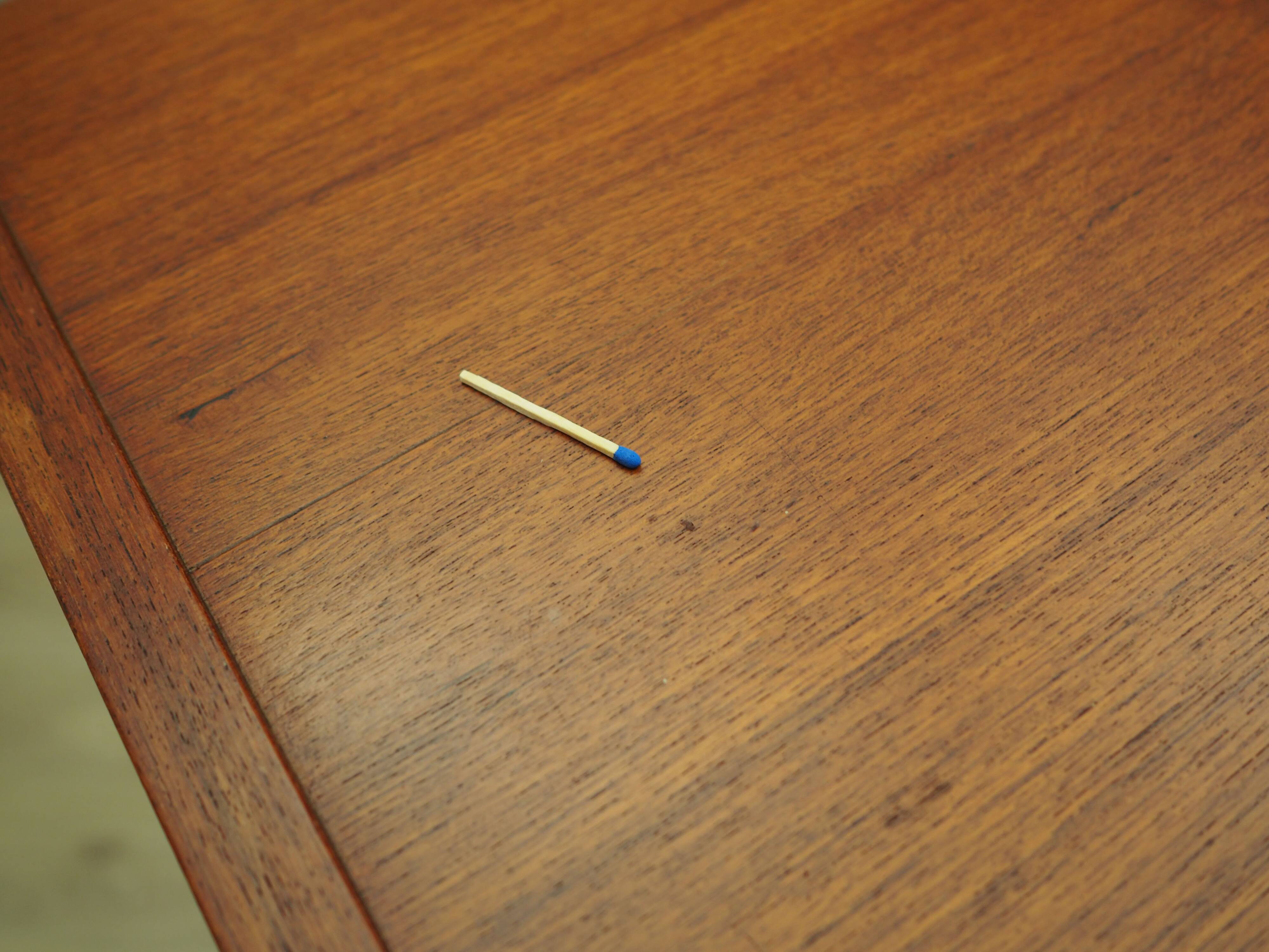 Enfilade en teck, design danois, années 1960, production : Danemark