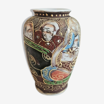 Vase ancien en porcelaine de Satsuma Japon