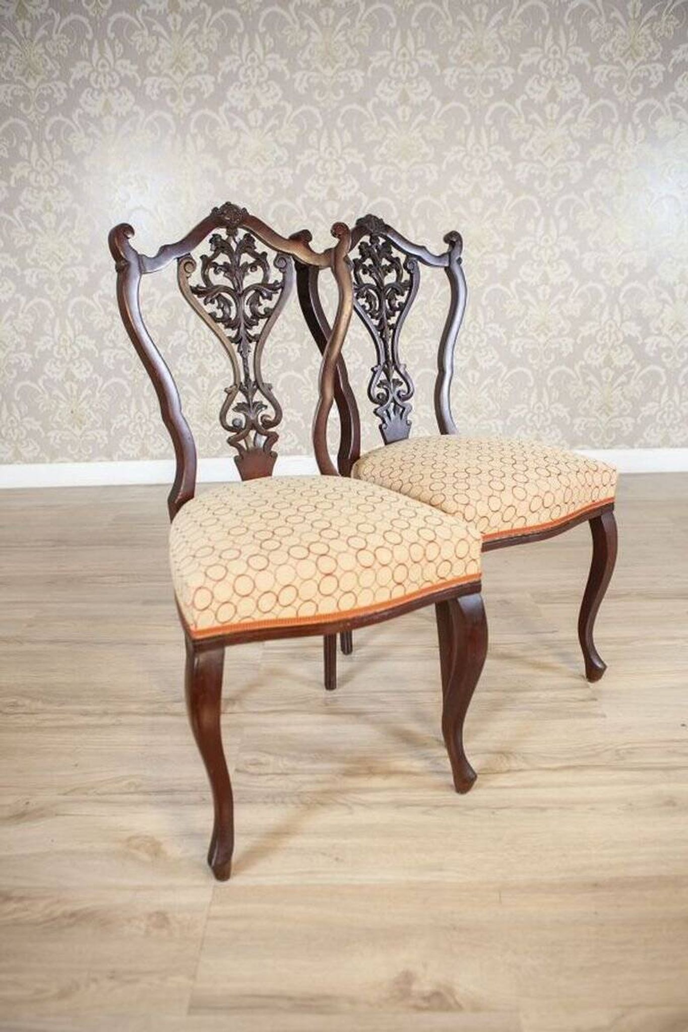 Chaises en frêne Louis XV antiques avec dossiers ajourés, ensemble de 4