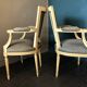 Duo de fauteuils anciens