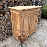 Buffet en bois massif rénové
