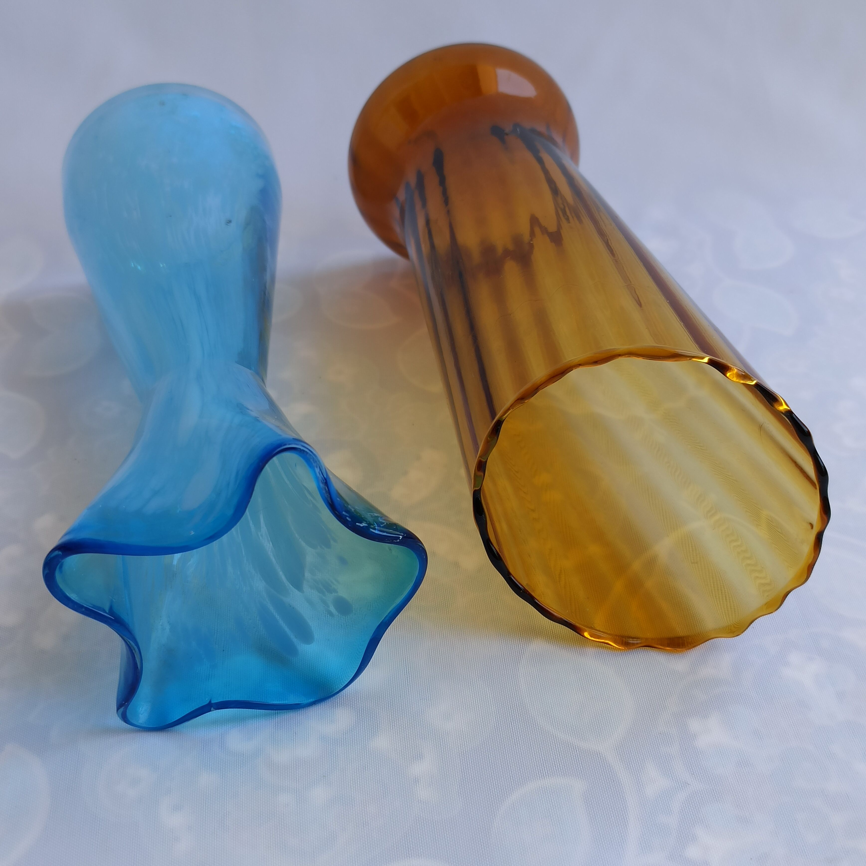 Duo of vintage Italian vases in blown glass
