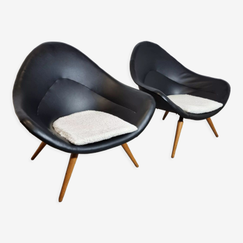 Pair of Brussels expo armchairs