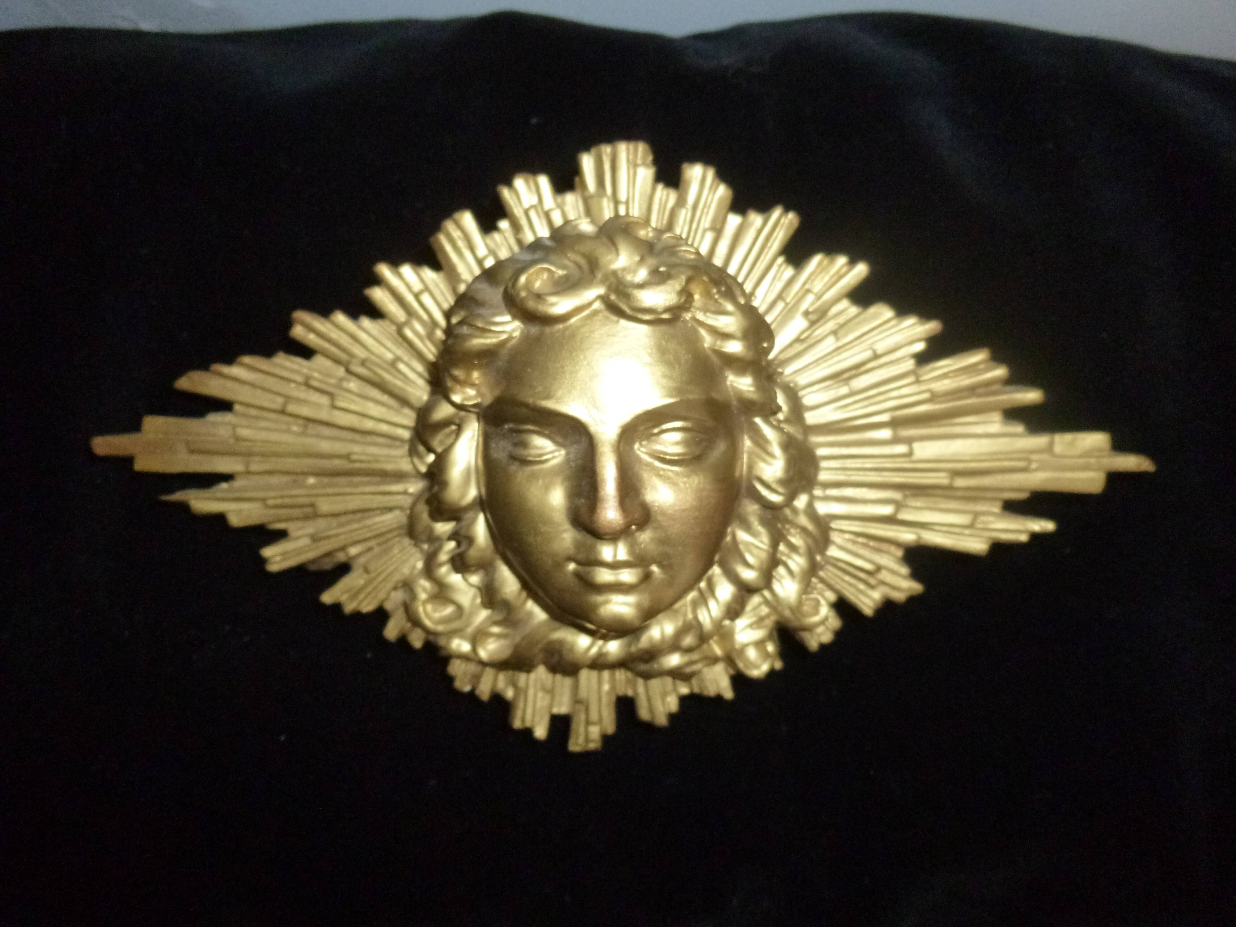 Sun, wall-mounted gilded wood
