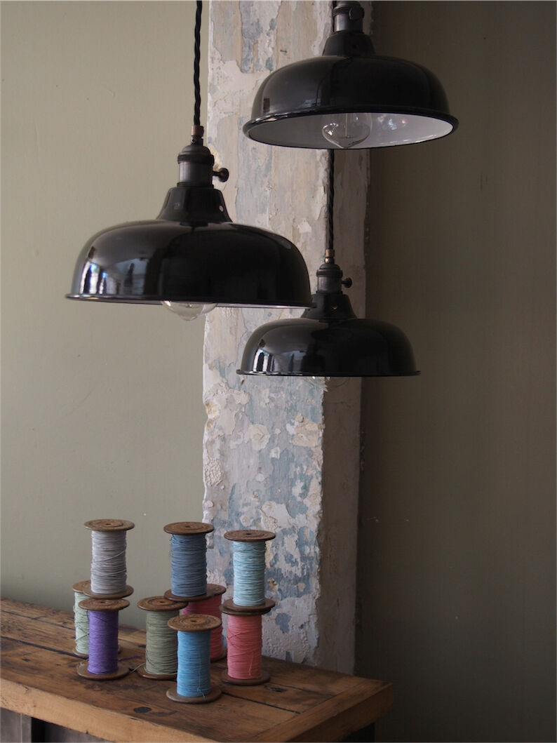 Daybat enamelled black industrial lamp