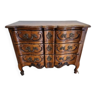 Commode à tiroirs en noyer