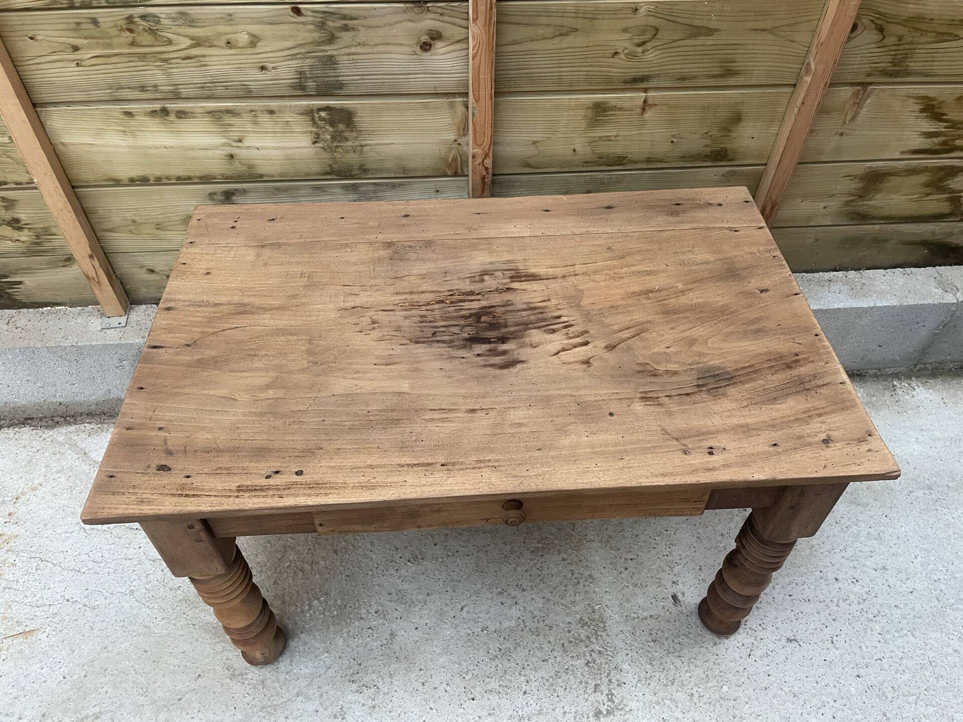 Table basse de ferme
