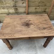Table basse de ferme