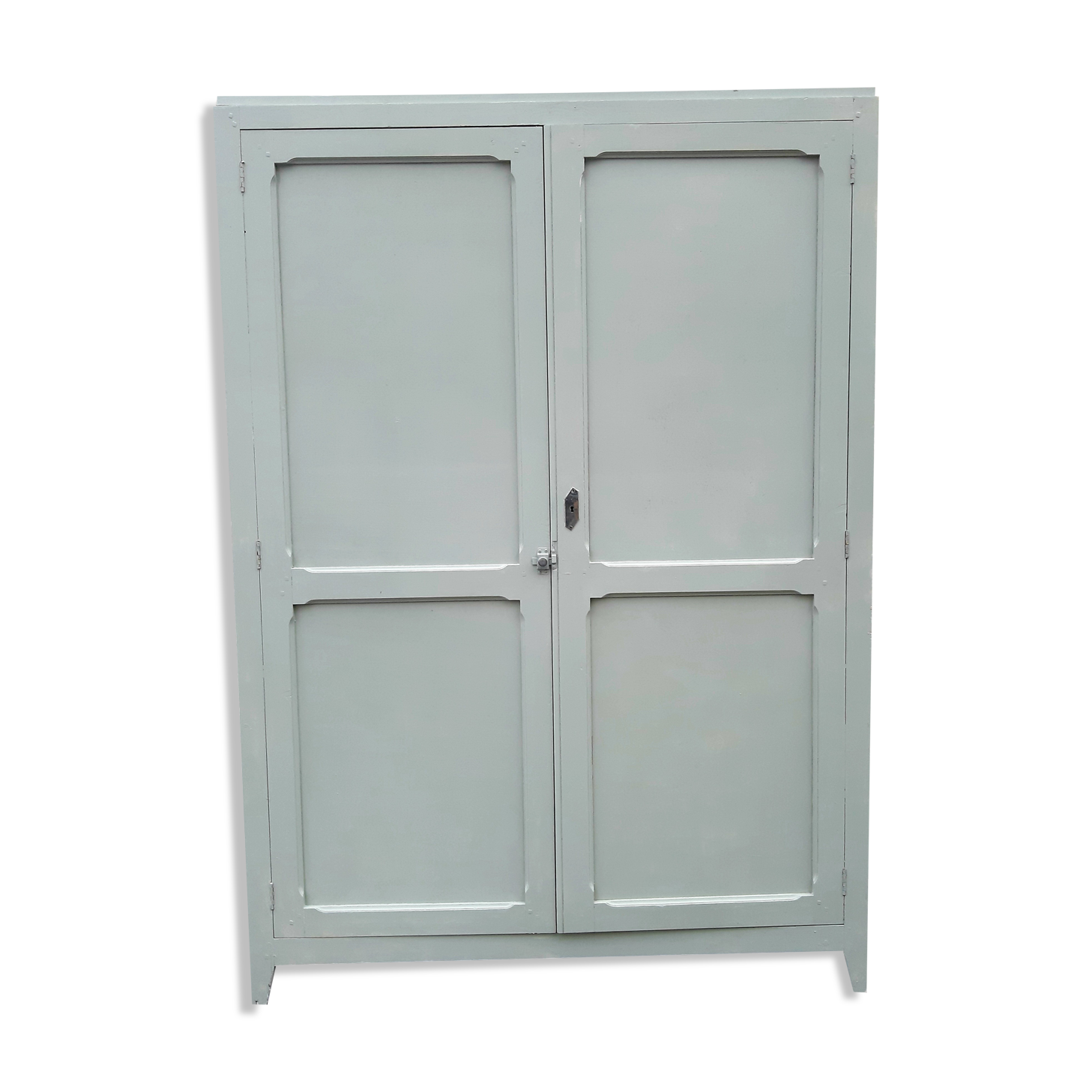 Large Parisian wardrobe willow green