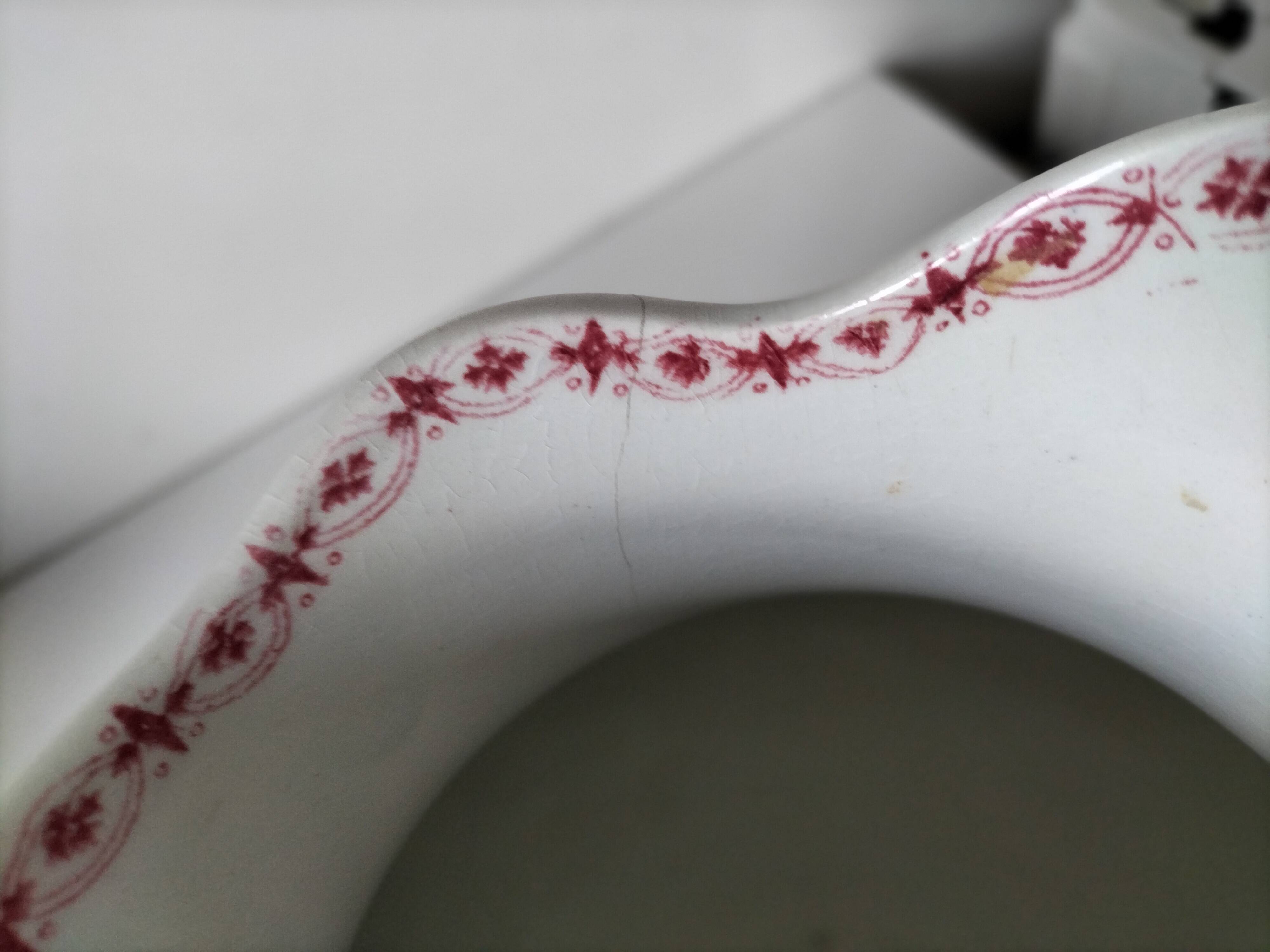 Large earthenware jug – Onnaing pottery (Nord), “Poppy” decoration