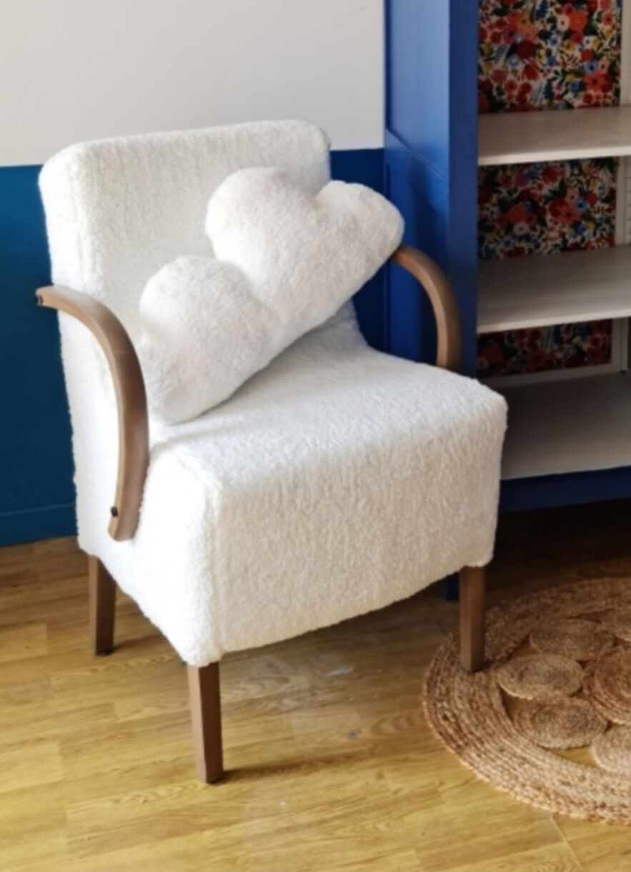 Armchair completely redone moumoute fabrics matching rectangular cushion woodwork mink color