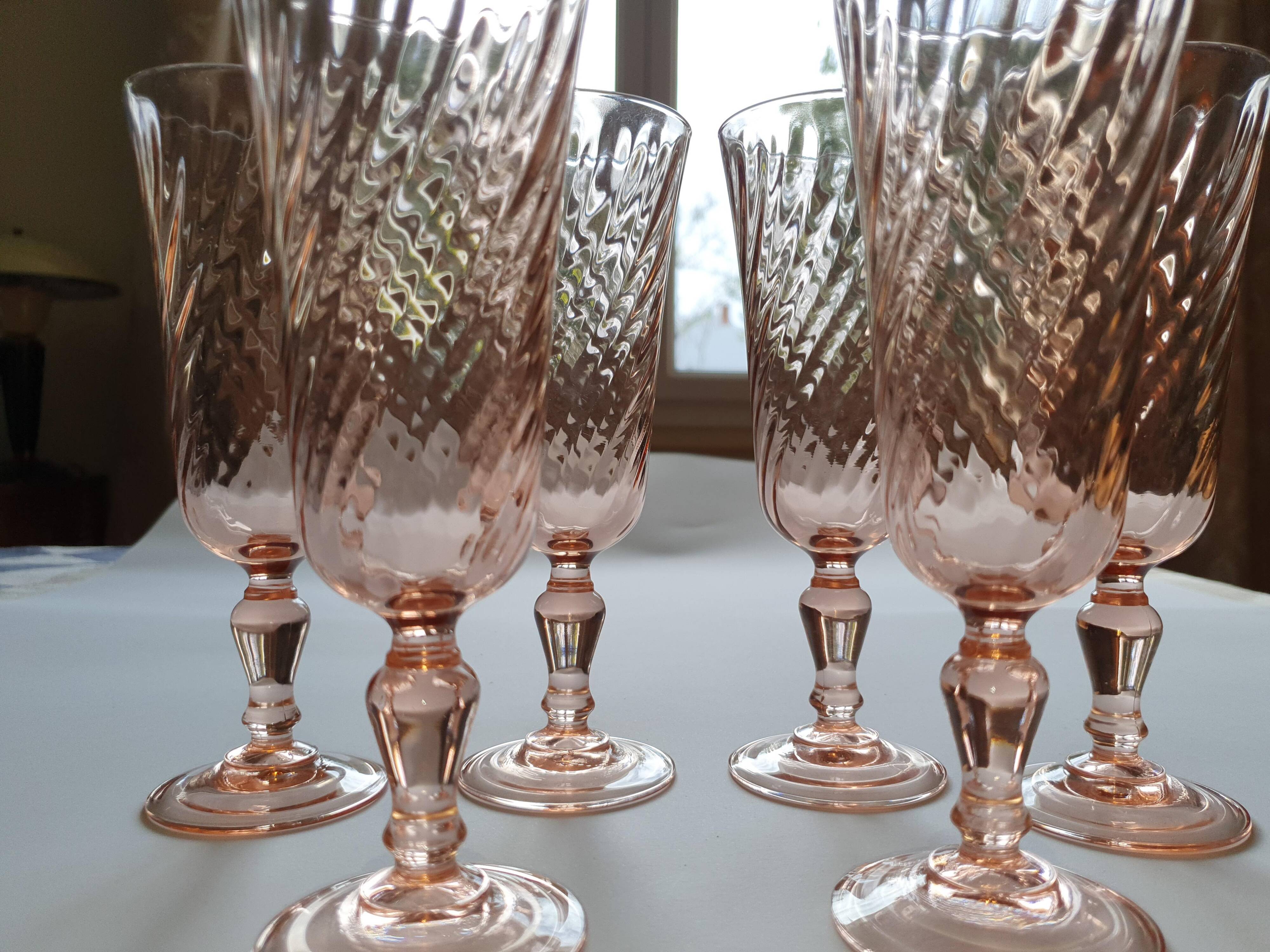 Champagne flutes rosaline swirl arcoroc luminarc
